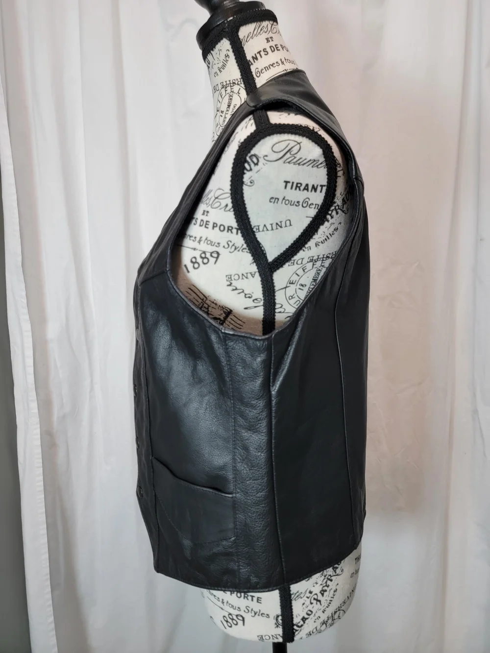 Men's Vintage Black Leather Biker Vest with Button Front New Without Tags